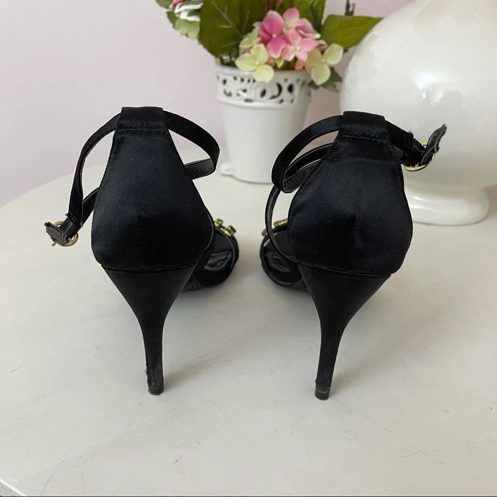 Kenneth cole reaction black studded heels